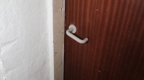 184