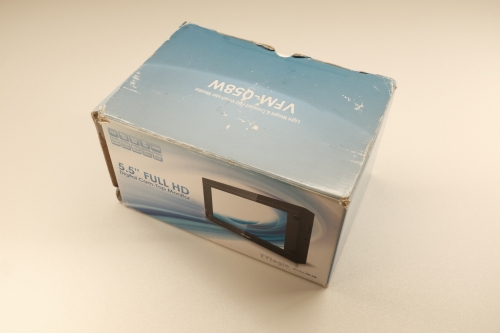 Comes with original packaging.