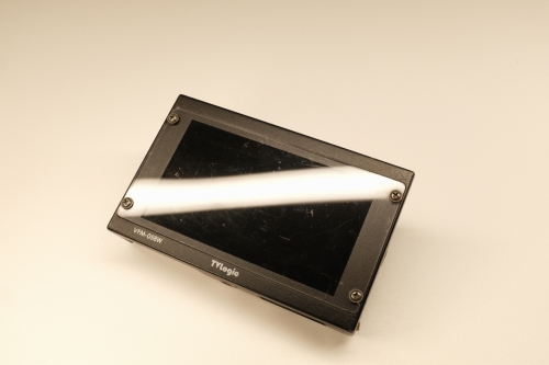 TVlogic VFM-058W #2With screen protection, some minor scratches.